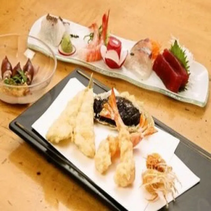 いらっしゃいませ、当店へようこそ!毎朝、豊洲市場で店主自らが...