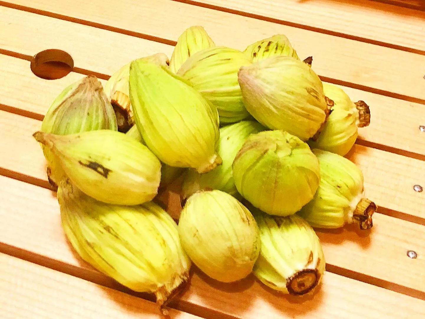 西新宿の隠れた味の逸品、天ぷら天秀へようこそ。