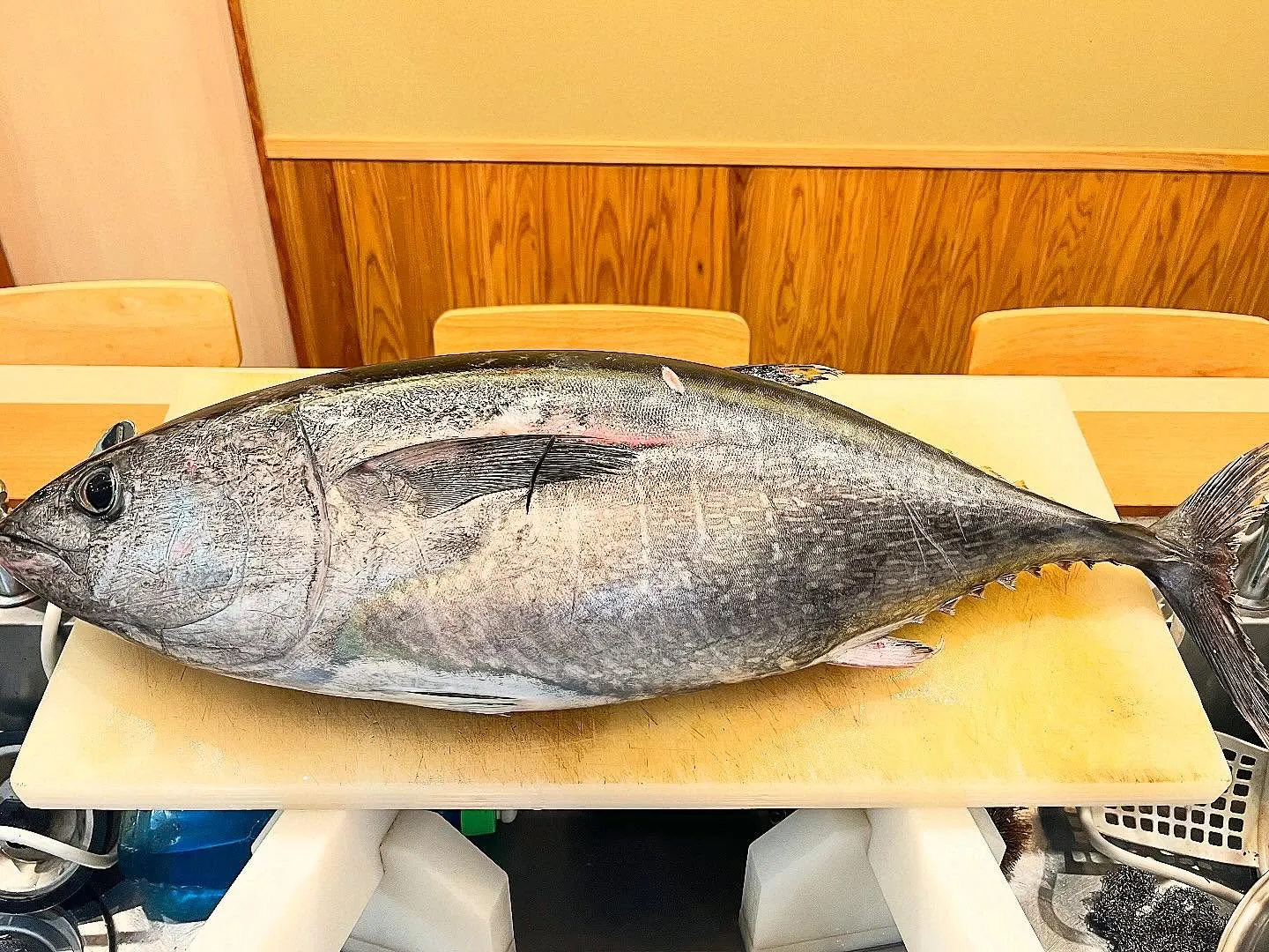 西新宿の天ぷら店「天秀」です。