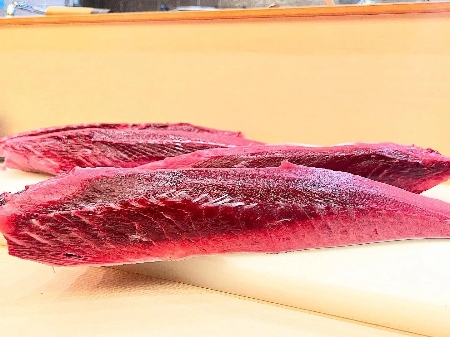 西新宿の天ぷら店「天秀」です。